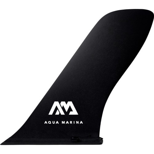 "Aqua Marina" įstumiamas lenktynių pelekas su AM logotipu