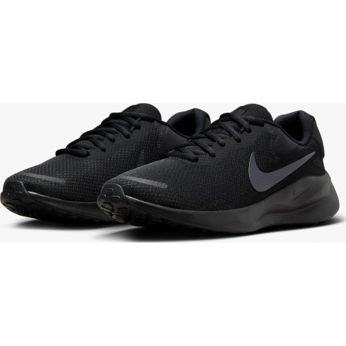 Мужская обувь Nike Revolution 7 черная FB2207 005