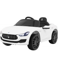 Электромобиль Maserati Ghibli, белый