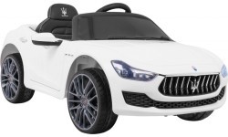 Maserati Ghibli elektromobilis, baltas