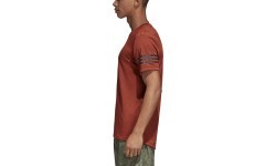 Футболка Adidas FreeLift CC красная DN9342