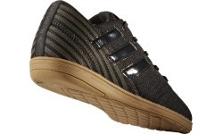 Детские футбольные бутсы Adidas Nemeziz 17.4 In J S черные CG3389