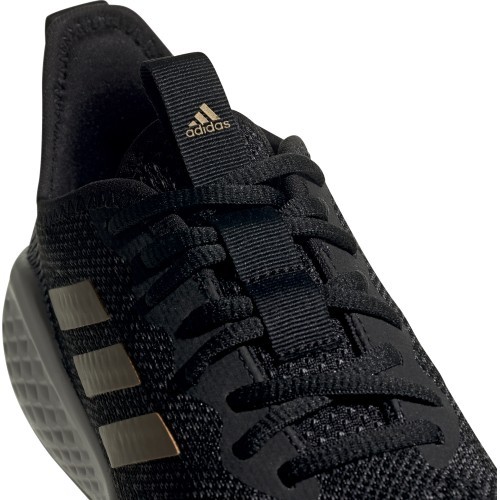 Женские кроссовки Adidas Fluidflow, чёрные EG3675