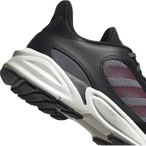 Кроссовки Adidas 90s Valasion Black EE9900