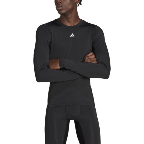 Мужская футболка Adidas Techfit Aeroready Long чёрная HP0626