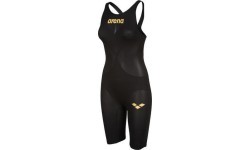 Moteriškas plaukimo kostiumas Arena W Carbon AIR² Open Back, juodas - 553