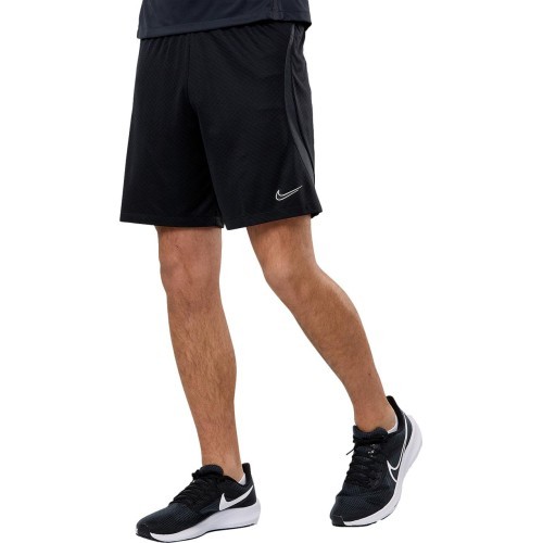 Мужские тренировочные шорты Nike Strike 22 чёрные DH8776 014
