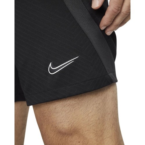 Мужские тренировочные шорты Nike Strike 22 чёрные DH8776 014