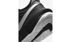 Nike Team Hustle D 10 GS basketball shoes for juniors, black CW6735 004