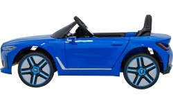 Elektromobilis BMW I4 mėlynas
