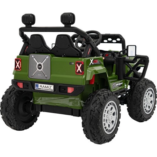 OFF ROAD Speed vehicle Green