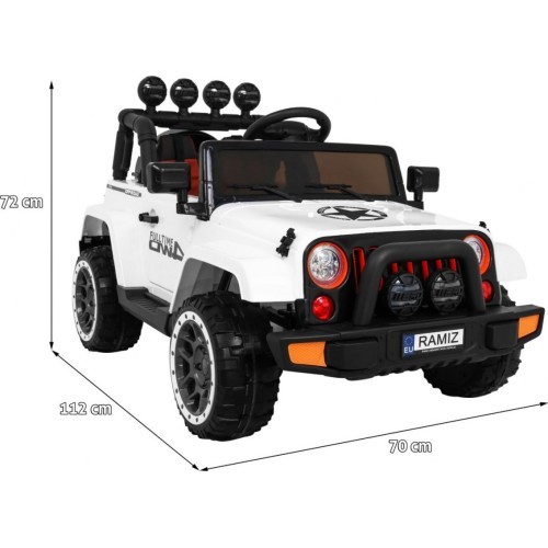 Full Time off-road vehicle 4WD White