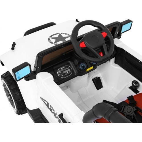 Full Time off-road vehicle 4WD White