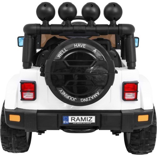 Full Time off-road vehicle 4WD White