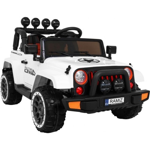 Full Time off-road vehicle 4WD White