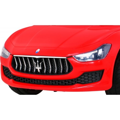 Elektromobilis Maserati Ghibli, raudonas