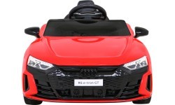 Электромобиль Audi RS E-Tron GT, красный