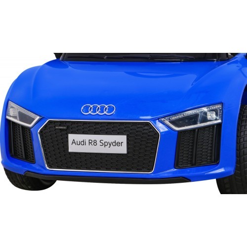 Электромобиль Audi R8, синий