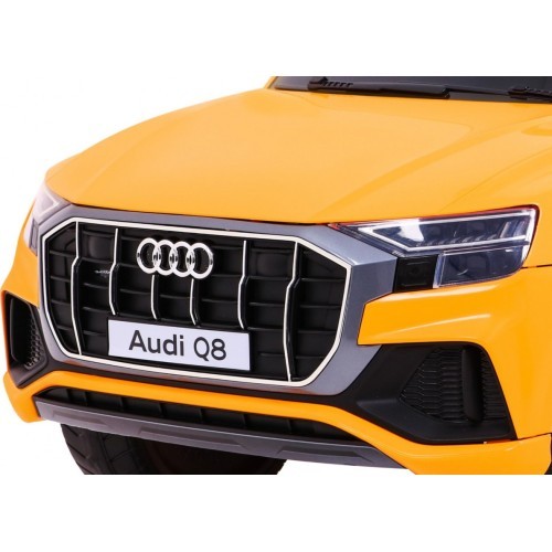 Vehicle Audi Q8 LIFT Yellow