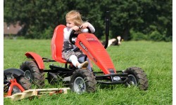 Kartingas BERG Case IH XXL-BFR