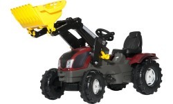 Minamas traktorius su kaušu RollyFarmtrac Valtra T213