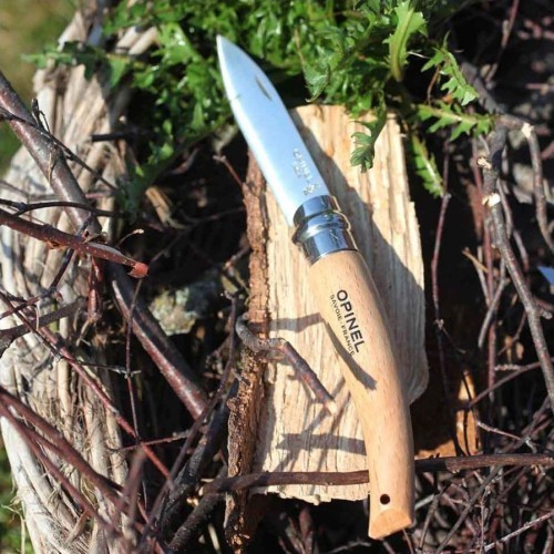Opinel 8 gardening knife in blister pack