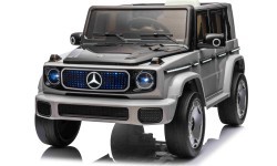 Электромобиль Mercedes Benz EQG, серебристый
