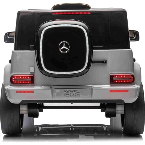 Elektromobilis Mercedes Benz EQG, sidabrinis