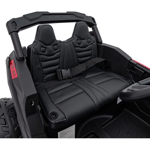 Vehicle ATV CAN-AM Maverick Red