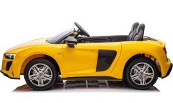 Audi Spyder R8 LIFT vehicle Yellow