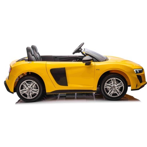 Audi Spyder R8 LIFT vehicle Yellow