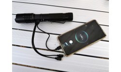 LED žibintuvėlis su išorinės baterijos funkcija Origin Outdoors
