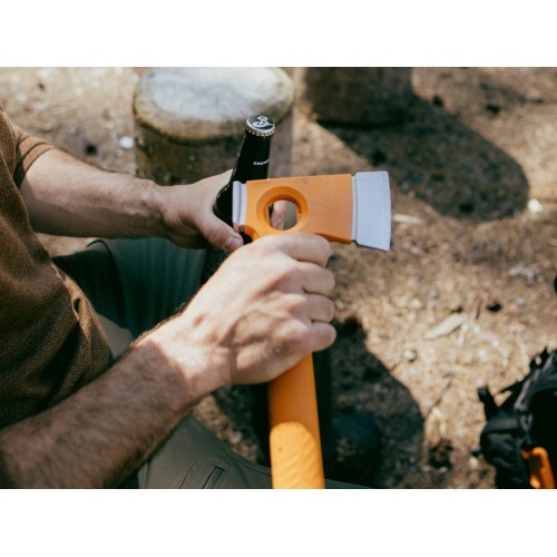 Fiskars universalusis kirvis „Ultra Light“