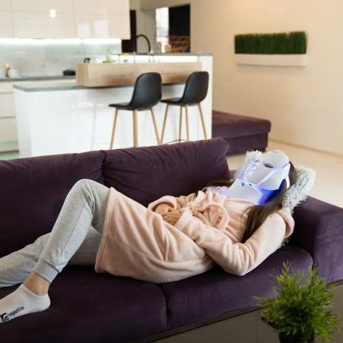 LED Light Therapy Face/Neck Mask inSPORTline Hilmana