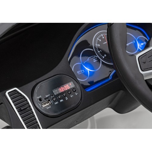 Elektromobilis Porsche Cayenne S, baltas