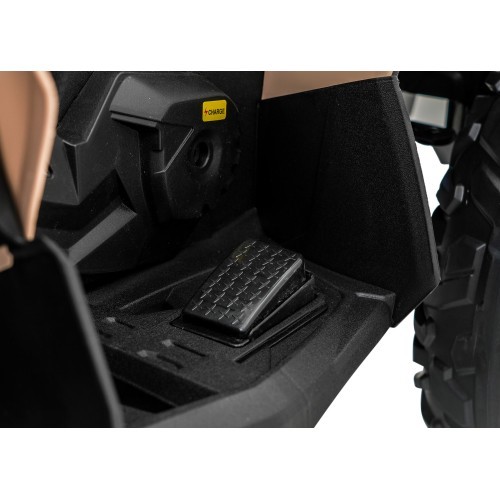 Keturratis Maverick ATV, chaki