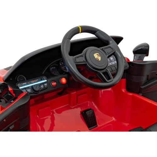 Электромобиль Porsche 718 Spyder RS, красный