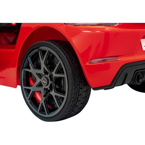 Elektromobilis Porsche 718 Spyder RS, raudonas
