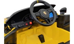 Porsche Spyder RS 718  vehicle Yellow MP4