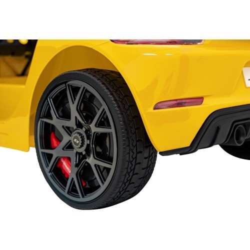 Porsche Spyder RS 718  vehicle Yellow MP4