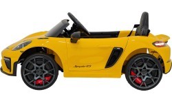 Porsche Spyder RS 718  vehicle Painting Yellow
