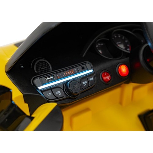 Электромобиль Porsche Spyder RS 718, жёлтый