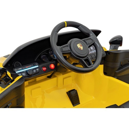 Porsche Spyder RS 718  vehicle Yellow
