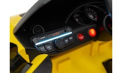 Электромобиль Porsche Spyder RS 718, жёлтый