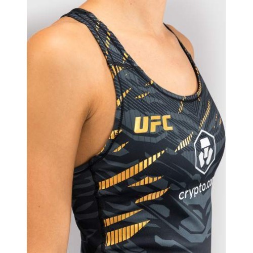 UFC Fusion by Venum Authentic Fight Night moteriškas prigludęs marškinėlis be rankovių su įsiūta liemenėle – Champion