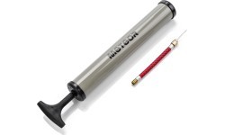 Ball pump  with flexible hose