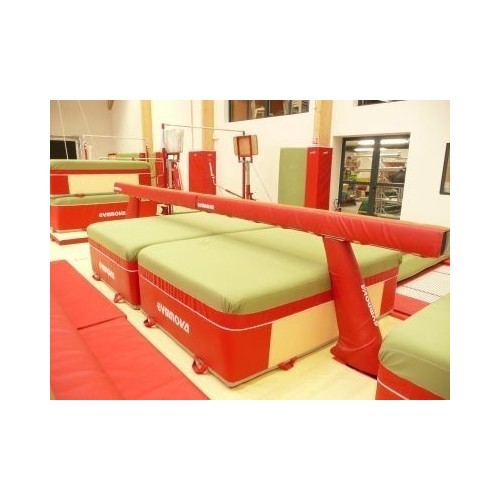 Gimnastikos sijos apsaugos danga GYMNOVA, raudona 2,5 m