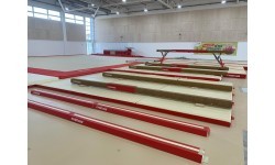 Putplasčio mokomasis gimnastikos suoliukas