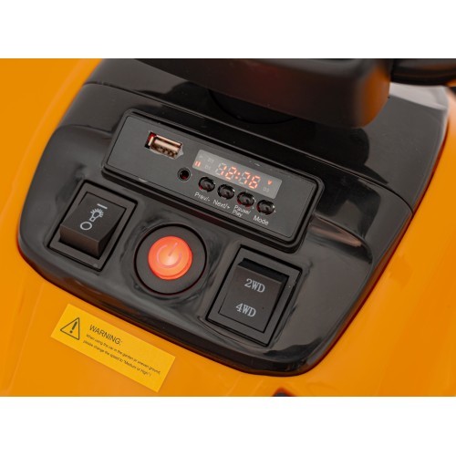 Quad Mclaren Racing MCL 35 vehicle Orange