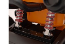 Keturratis Mclaren Racing MCL 35, oranžinis